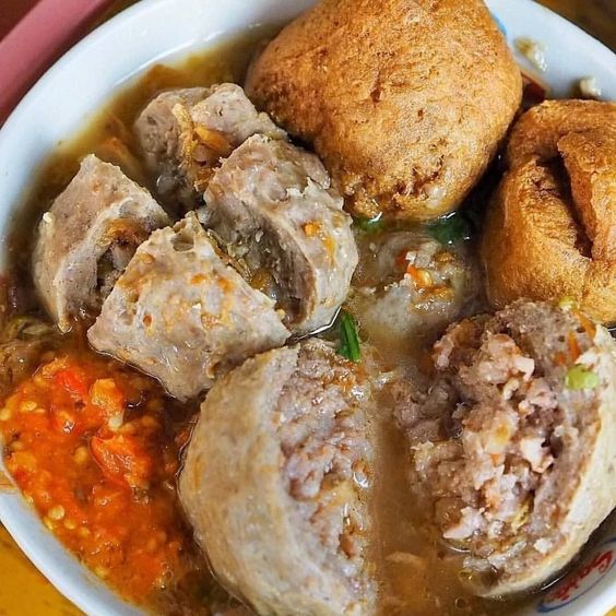 Yuk Kenal Lebih Dekat Dengan Makanan Favorite Sejuta Umat Bakso !