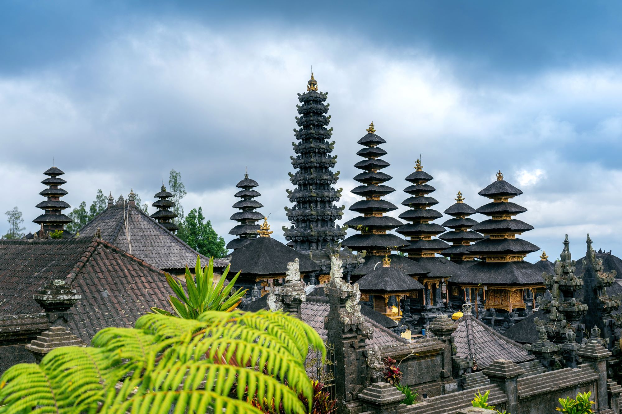 Candi Besakih : Candi Terbesar Yang Ada Di Bali